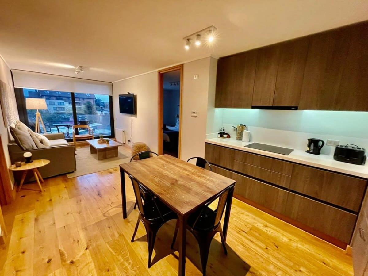 Apartamento Depto 2d2b Con Estacionamiento Frente Al Costanera Servicio Hom